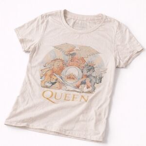 Bravado Queen Official Merch Tee in Cream